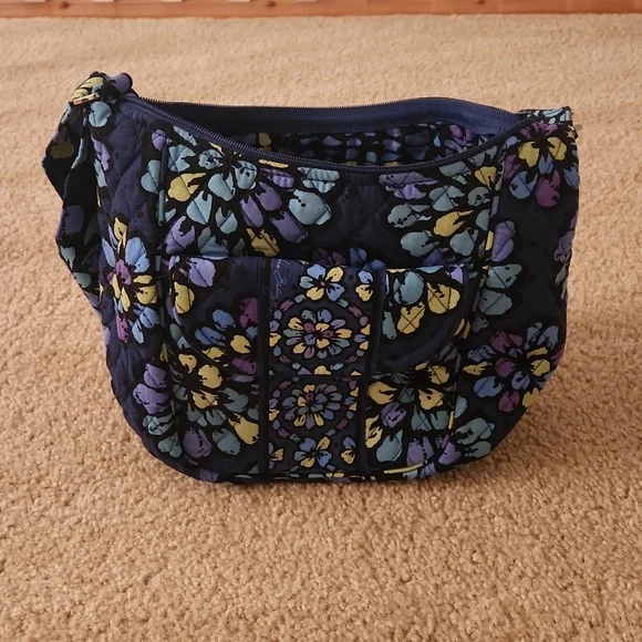 Vera Bradley Indigo Pop handbag. - Picture 3 of 4